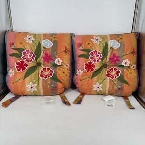 Set of 2 Pier 1 Imports Embroidered Tufted Chair Cushions Floral 17” x 17”